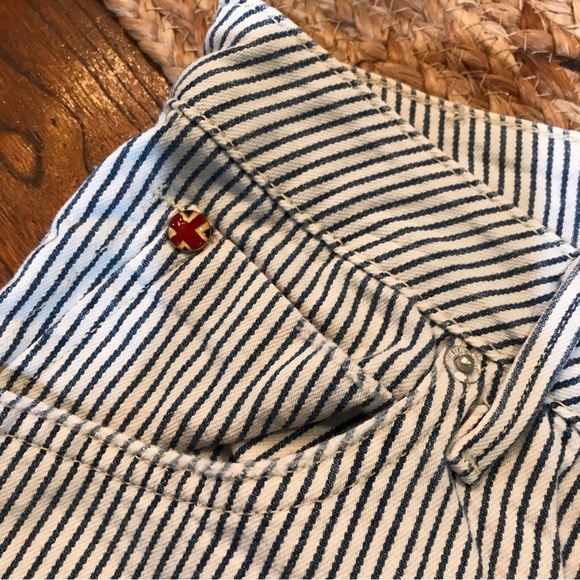 ▪️HUDSON Striped Cuffed Denim Shorts - Picture 5 of 11